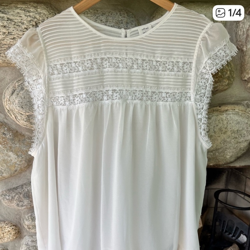 Aritzia Wilfred Pleated T-Shirt Blouse